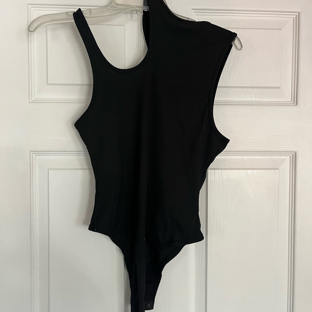 Black One-Shoulder Bodysuit